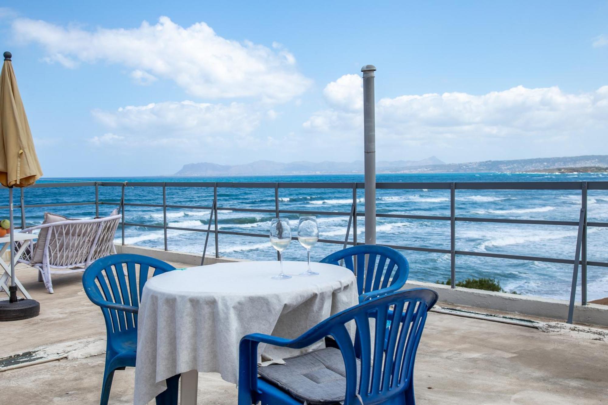 Nefeli Rooms Agia Marina Exteriör bild