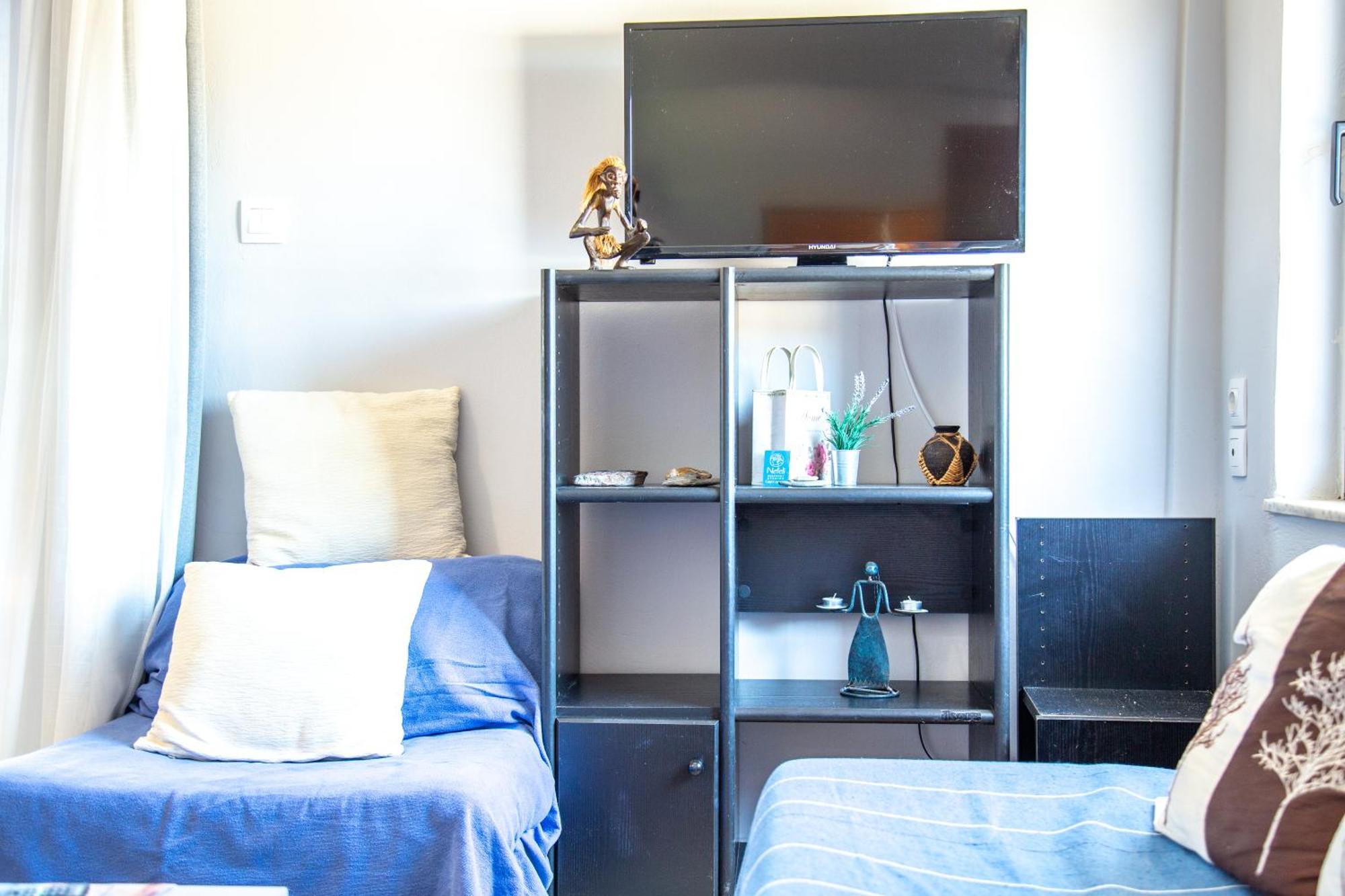 Nefeli Rooms Agia Marina Exteriör bild
