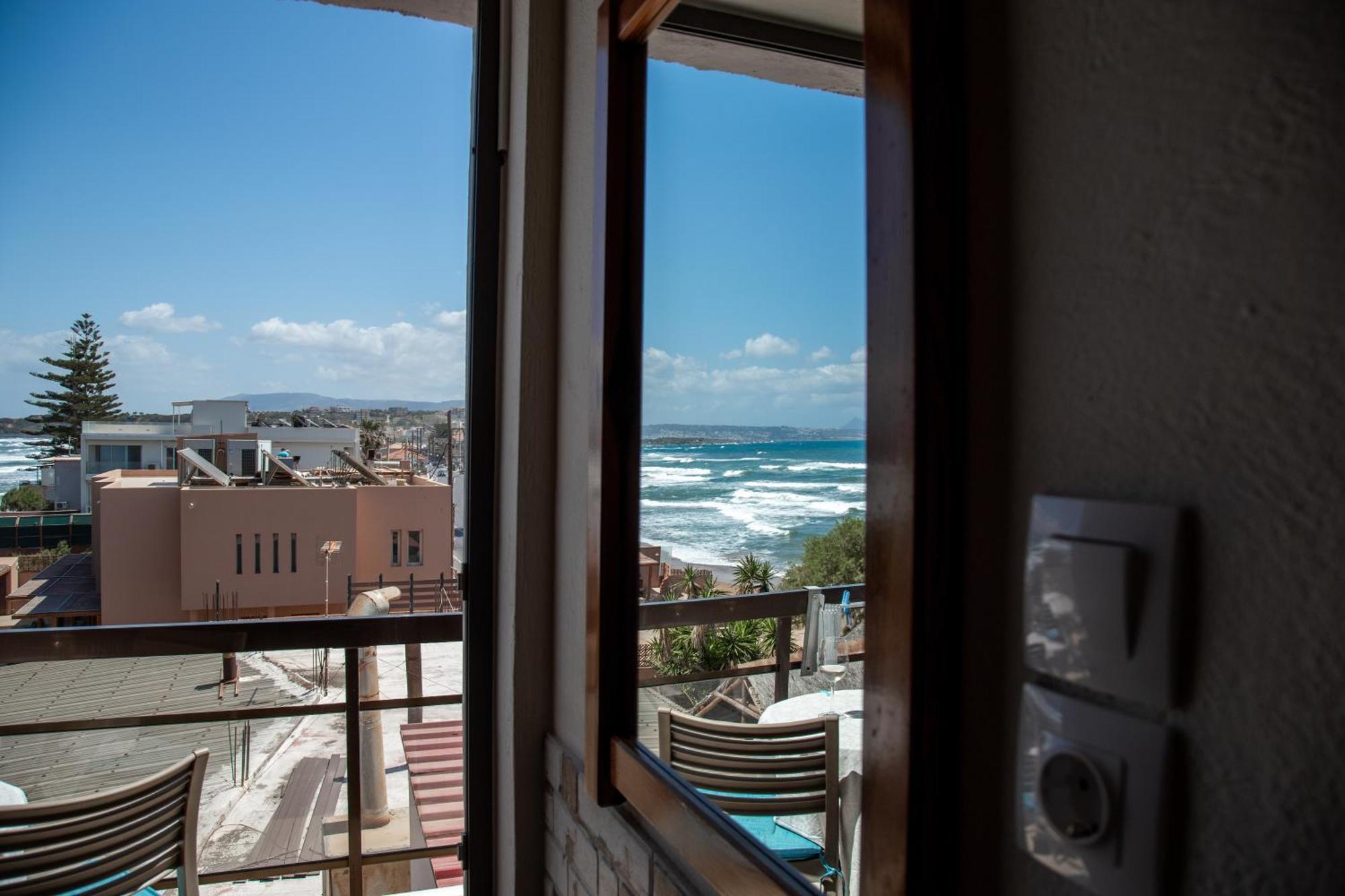 Nefeli Rooms Agia Marina Exteriör bild