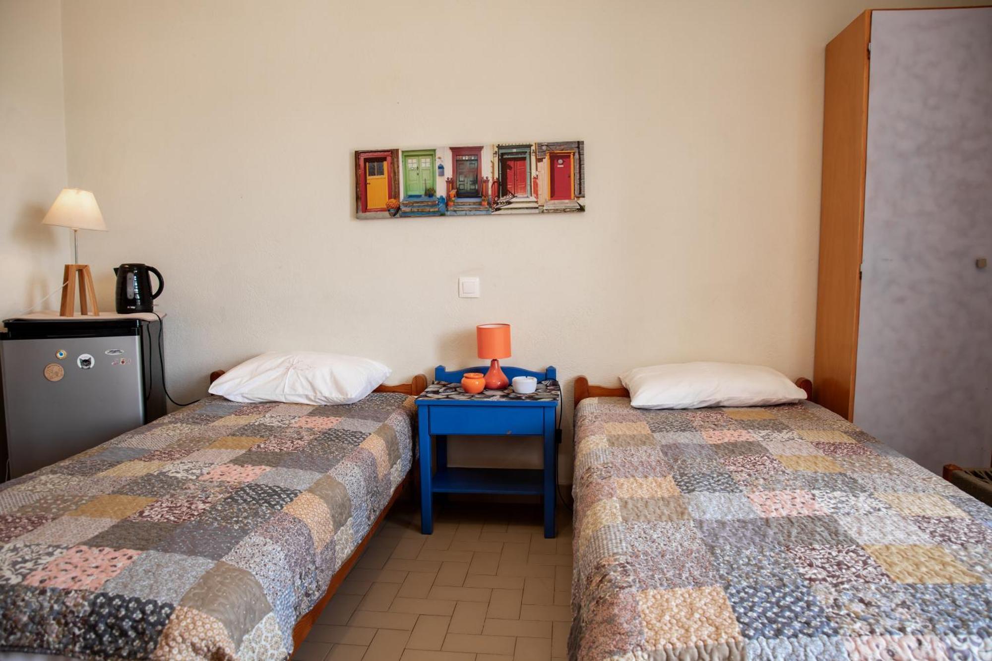 Nefeli Rooms Agia Marina Exteriör bild