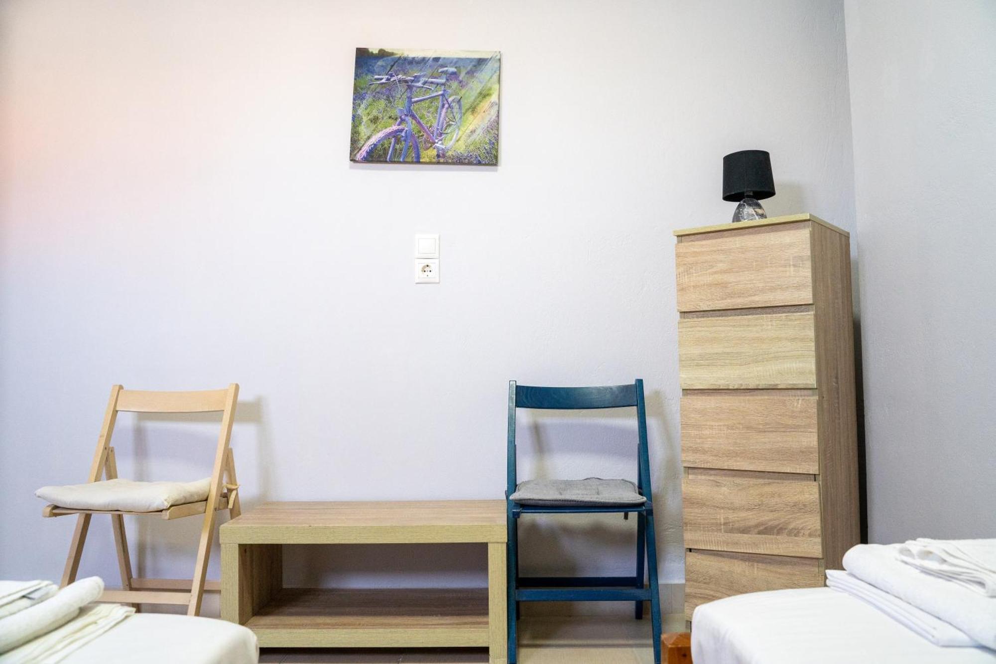 Nefeli Rooms Agia Marina Exteriör bild